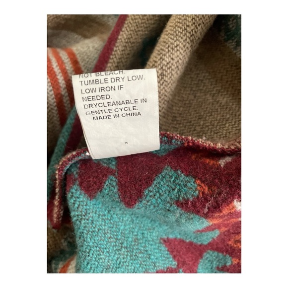 Zaful Oversized Southwestern Patterned Jacket - Picture 6 of 6
